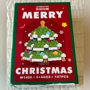 Christmas Tree Building Set with Green and White Blocks Stocking Stuffer Kids